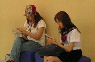 日本女性恋,传统与现代的交织