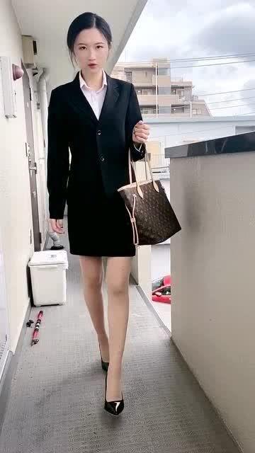 日本美女脱完,日本美女脱衣瞬间，惊艳全球