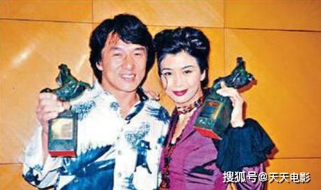 吴家丽床戏.,揭秘娱乐圈的隐秘瞬间