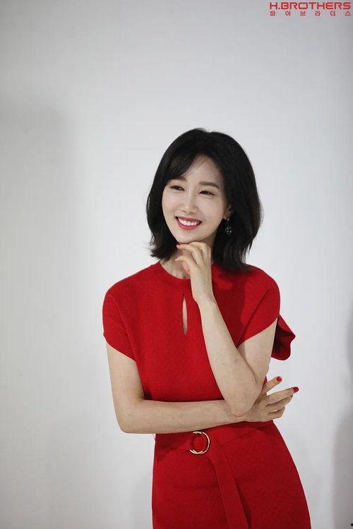 吴妍儿 韩国,韩国时尚界的璀璨明珠