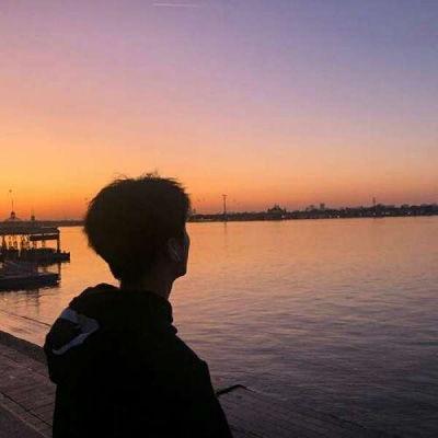 情侣背影图片唯美,绘尽浪漫时光