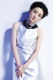 王丽坤图片,美丽与实力并存的影视新星