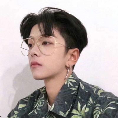 阳光帅气男生图片大全,帅气男生图片集锦