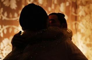 sm戏强奸床戏,SM戏中的激情与挣扎